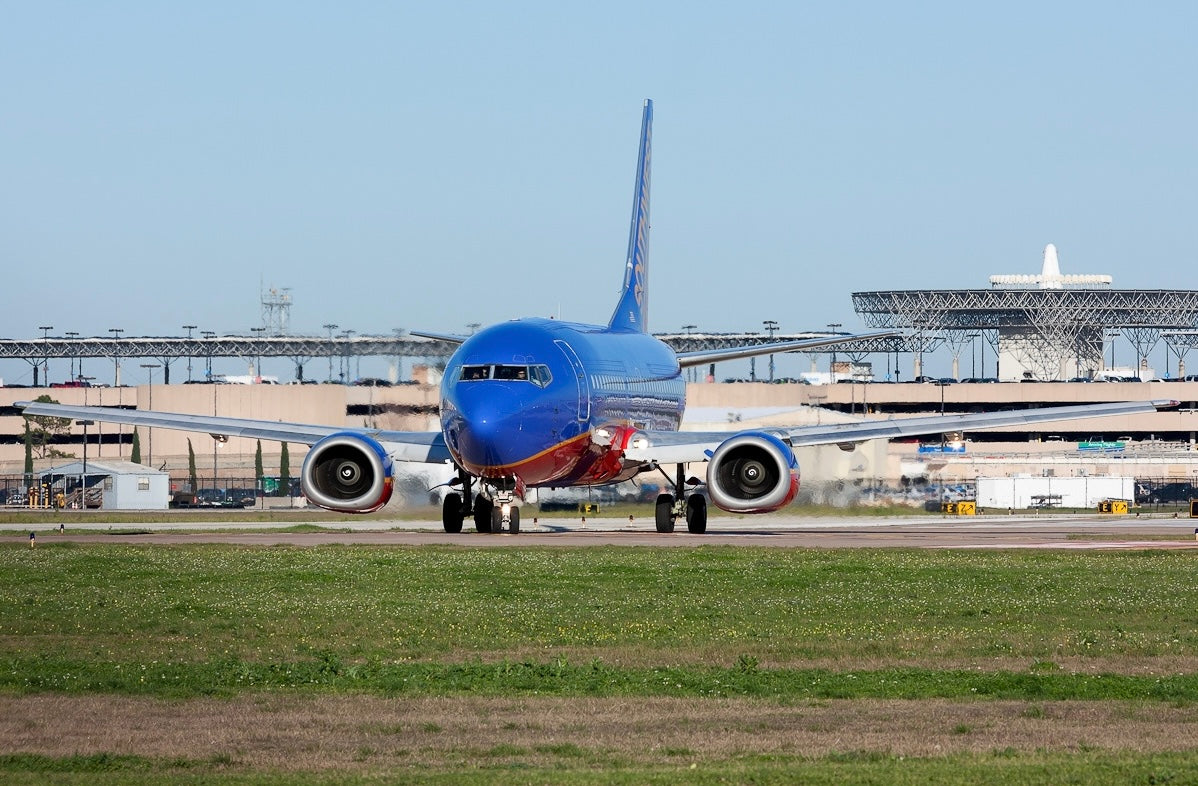 b737-southwest-shop-mexico-6