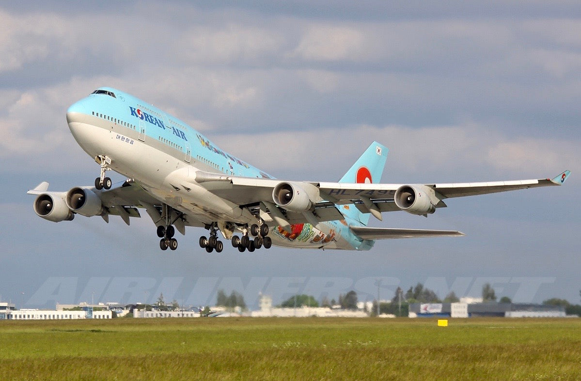 b747-koreanair-pilot-shop-mexico-7