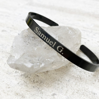black-cuff-pilot-shop-mexico-1