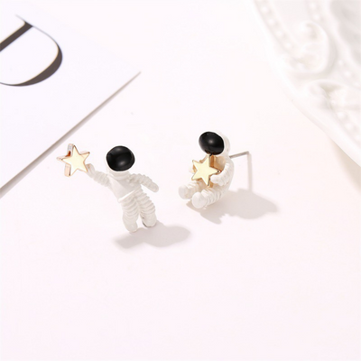 spaceman-earrings-pilot-shop-mexico-1