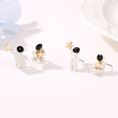 spaceman-earrings-pilot-shop-mexico-3